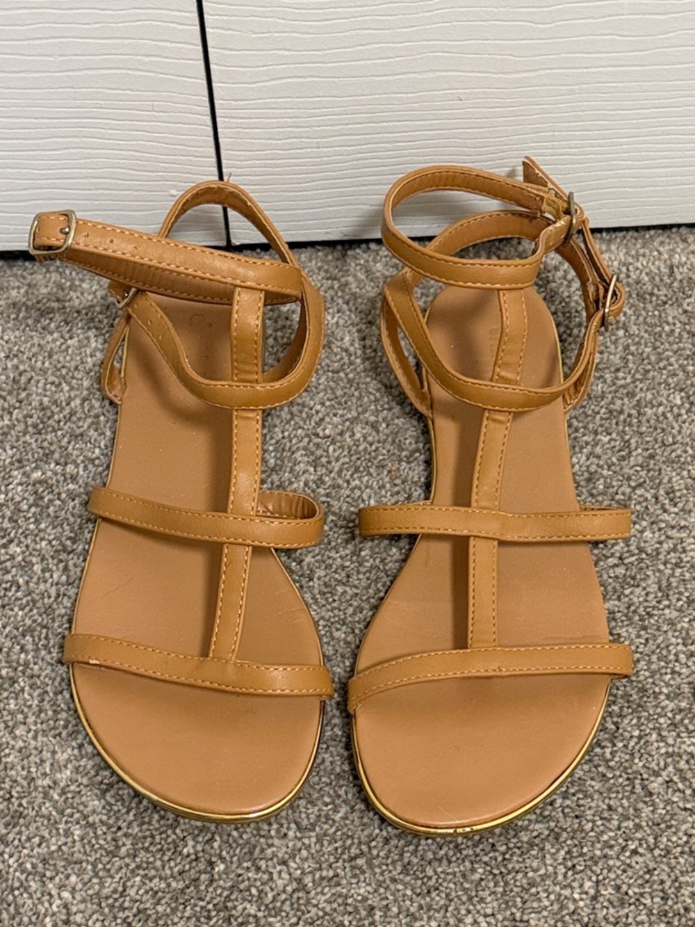 Charlotte Russe Tan Strappy T‑Bar Flat Sandals